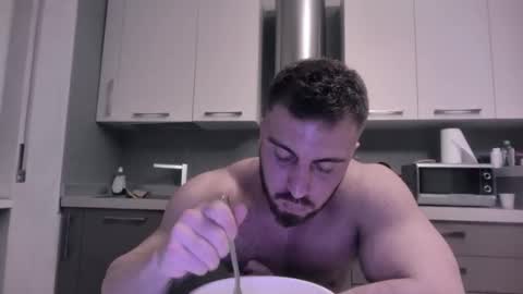 Snapshot of toro_arrapato chatting on 12.16.24 toro_arrapato online show from 12.16.24