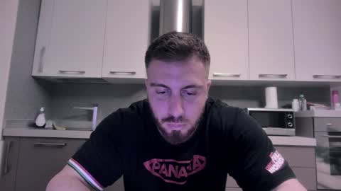 Snapshot of toro_arrapato chatting on 12.17.24 toro_arrapato online show from 12.17.24