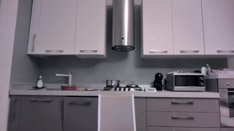 Snapshot of toro_arrapato chatting on 12.28.24 toro_arrapato online show from 12.28.24