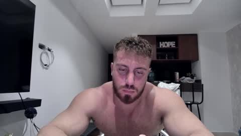 Snapshot of toro_arrapato chatting on 02.19.25 toro_arrapato online show from 02.19.25