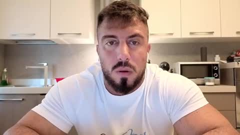 Snapshot of toro_arrapato chatting on 09.09.25 toro_arrapato online show from 09.09.25