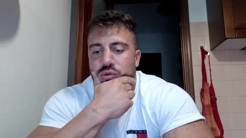 Snapshot of toro_arrapato chatting on 09.23.25 toro_arrapato online show from 09.23.25