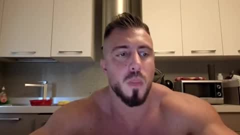 Snapshot of toro_arrapato chatting on 09.25.25 toro_arrapato online show from 09.25.25