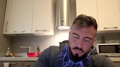 Snapshot of toro_arrapato chatting on 10.04.25 toro_arrapato online show from 10.04.25