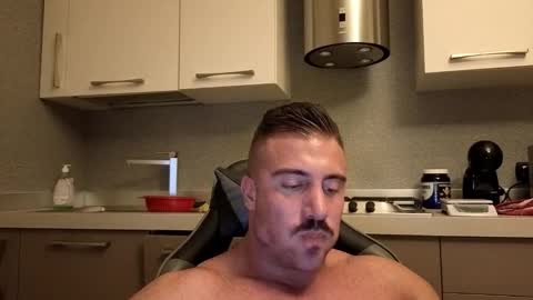 Snapshot of toro_arrapato chatting on 10.26.25 toro_arrapato online show from 10.26.25