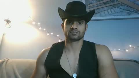 hassanfunn at g m  ail  only local and clean no males online show from 10.31.25