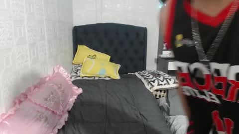Snapshot of toshirokunn chatting on 12.15.24 Toshiro online show from 12.15.24