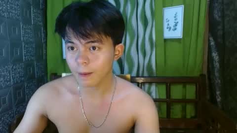 Snapshot of toshirokunn chatting on 03.11.25 Toshiro online show from 03.11.25