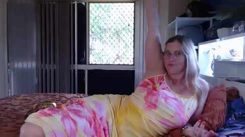 Milly online show from 10.08.25