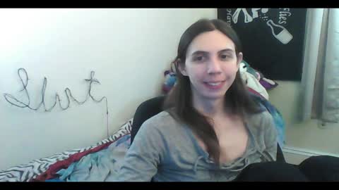 Snapshot of totalfuckingadorable chatting on 01.19.26 Luna online show from 01.19.26