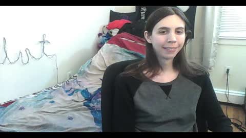 Snapshot of totalfuckingadorable chatting on 02.03.26 Luna online show from 02.03.26