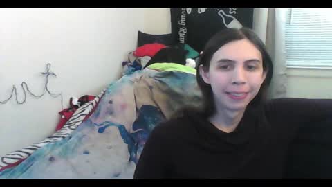 Snapshot of totalfuckingadorable chatting on 02.09.26 Luna online show from 02.09.26