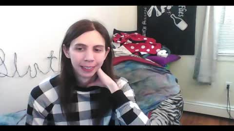 Snapshot of totalfuckingadorable chatting on 02.15.26 Luna online show from 02.15.26