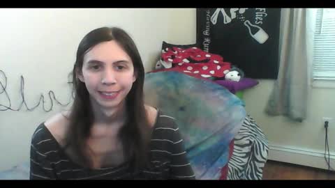 Snapshot of totalfuckingadorable chatting on 02.16.26 Luna online show from 02.16.26