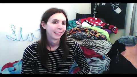 Snapshot of totalfuckingadorable chatting on 02.22.26 Luna online show from 02.22.26