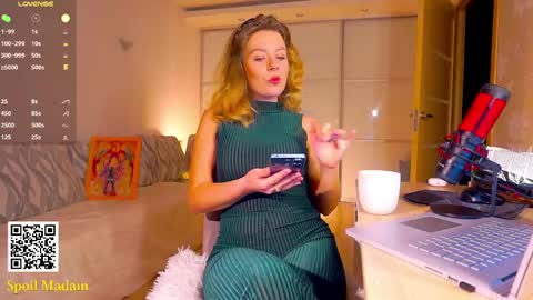 Snapshot of totally_spy chatting on 02.20.25 Madam Viktoria Vacation in Portugal 2811 - 0412 online show from 02.20.25