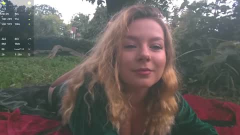 Snapshot of totally_spy chatting on 09.17.25 Madam Viktoria Vacation in Portugal 2811 - 0412 online show from 09.17.25