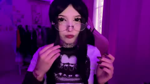 Lina online show from 04.06.26