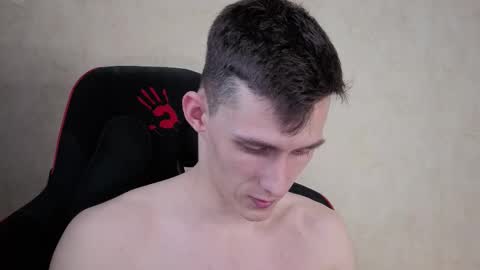 Snapshot of touch_me8 chatting on 03.16.26 Arti online show from 03.16.26