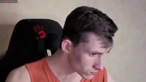 Snapshot of touch_me8 chatting on 04.01.26 Arti online show from 04.01.26