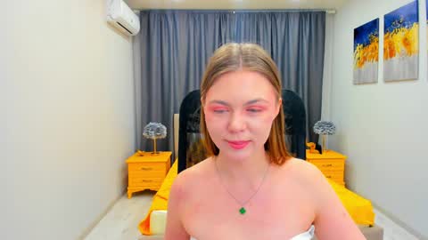 Snapshot of touch_the_heart chatting on 01.25.25 Touch The Heart online show from 01.25.25