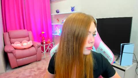 Snapshot of touch_the_heart chatting on 09.10.25 Touch The Heart online show from 09.10.25