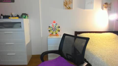 Ellina online show from 03.29.26