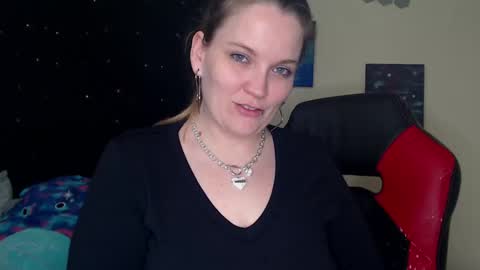 Lilly Miss Mistress Goddess Maam Queen Boss online show from 02.22.25
