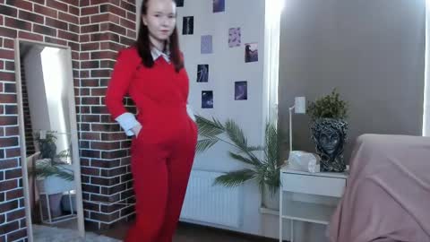 May online show from 09.08.25
