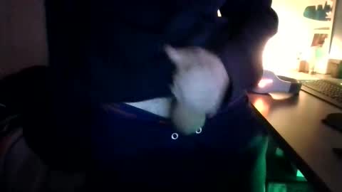 Snapshot of toyboysquirt chatting on 09.12.25 toyboysquirt online show from 09.12.25