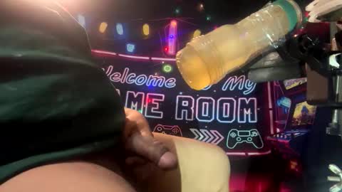 ToysForMyCock online show from 05.18.26
