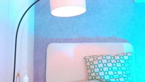 Snapshot of tracielowe_w chatting on 10.16.25 tracielowe_w online show from 10.16.25