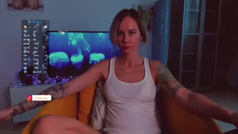 Snapshot of trafka_murafka chatting on 09.20.25 Hey my name is Kiri Kiri online show from 09.20.25