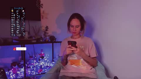 Snapshot of trafka_murafka chatting on 11.28.25 Hey my name is Kiri Kiri online show from 11.28.25