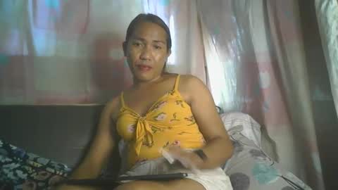 transhottie28 online show from 02.11.25