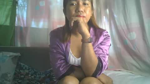 transhottie28 online show from 02.16.25