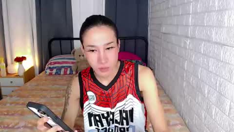 Snapshot of transmedusaxxx chatting on 06.24.26 Chloe online show from 06.24.26