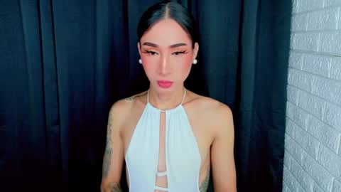 Snapshot of transmedusaxxx chatting on 06.29.26 Chloe online show from 06.29.26