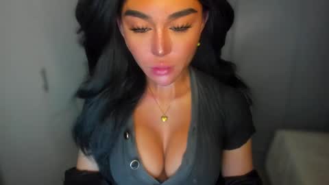 ALMIGHTY GODDESS VALENTINA online show from 12.29.24