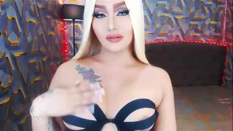 KYLIE BELLA  TS online show from 01.26.25