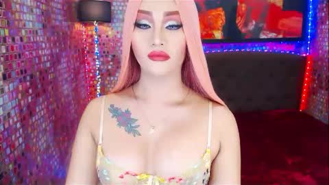 KYLIE BELLA  TS online show from 03.02.25