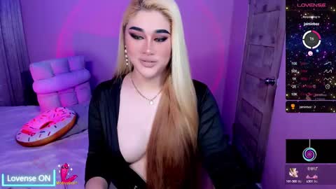 Snapshot of transsalawahan chatting on 02.24.25 BELLA online show from 02.24.25