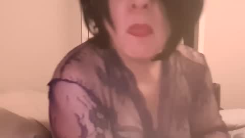 Snapshot of traphouseslutbunny4fun chatting on 02.20.26 traphouseslutbunny4fun online show from 02.20.26