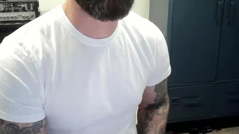 Snapshot of travelingman13 chatting on 12.04.24 travelingman13 online show from 12.04.24