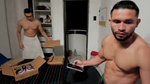 travis bakerr online show from 06.01.26