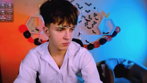 Travis online show from 11.02.25