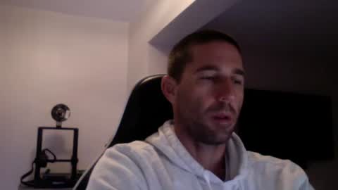 TravisKenn online show from 03.11.25