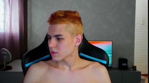 travisrivas online show from 03.09.25