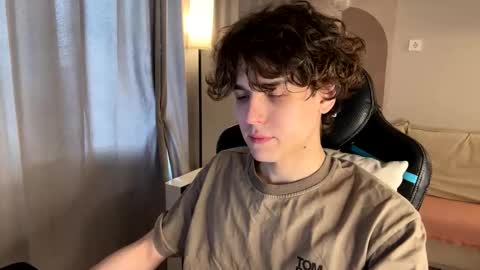 travisrivas online show from 04.18.26