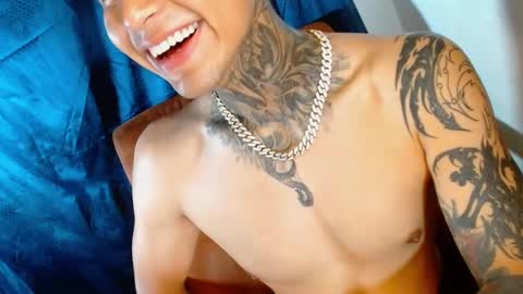 Snapshot of travistanner28 chatting on 12.13.24 TRAV - INDEPENDENT MODEL online show from 12.13.24